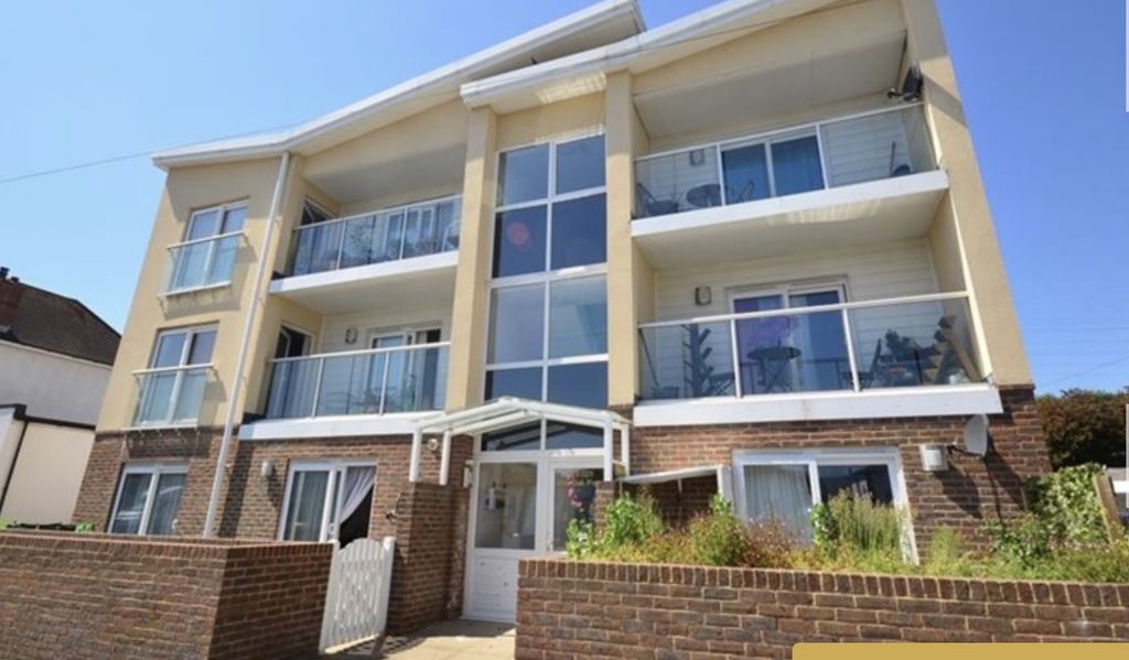 Property photo 1 of 8 Exterior
