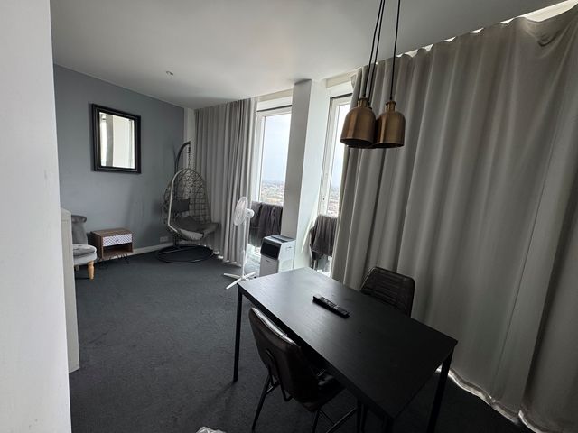 Property photo 1 of 3