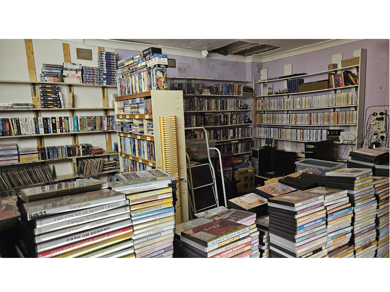 Property photo 3 of 13