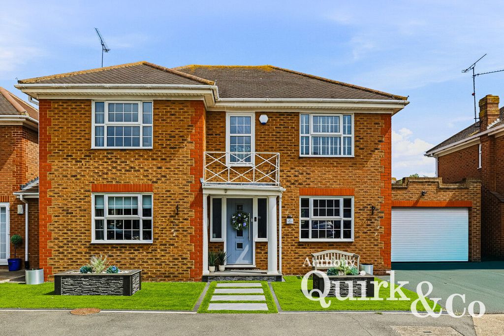 Property photo 1 of 37