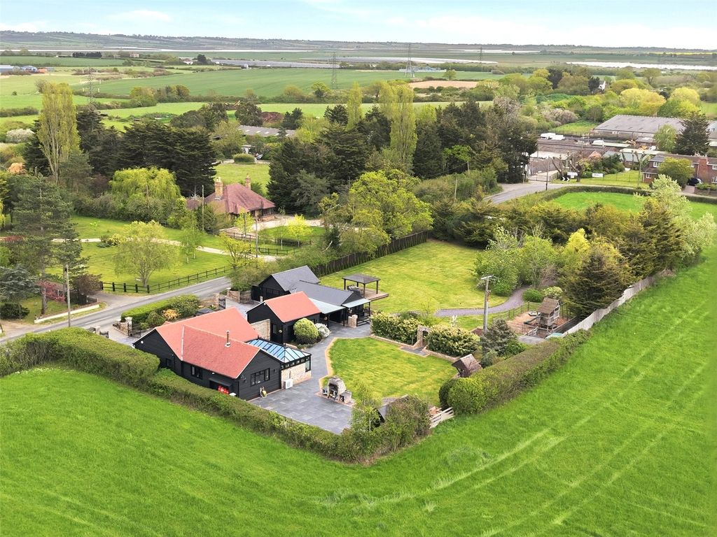 Property photo 1 of 34 Picture 1