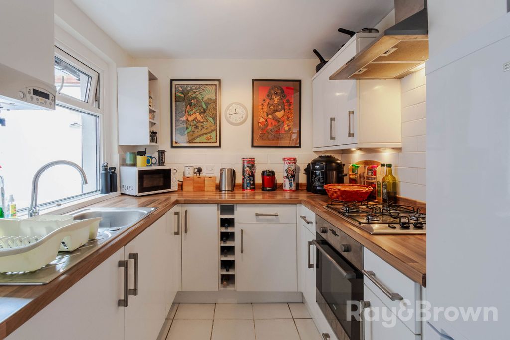 Property photo 3 of 30