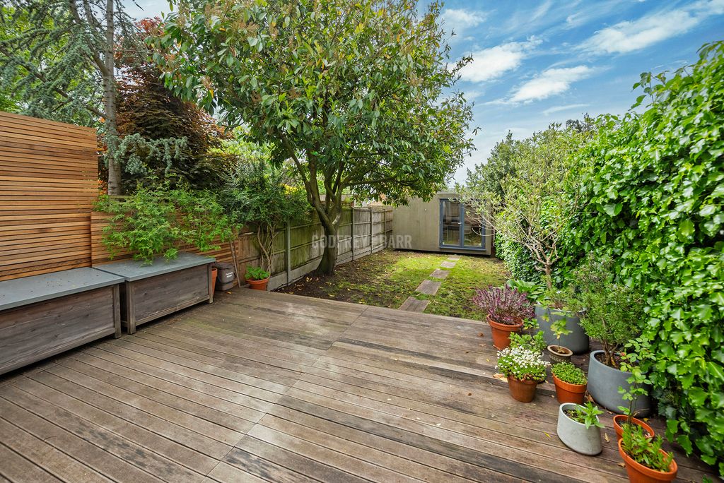 Property photo 3 of 15