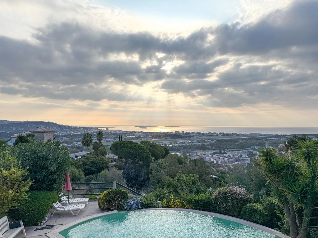 Property photo 3 of 28