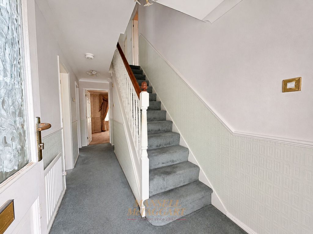Property photo 3 of 23