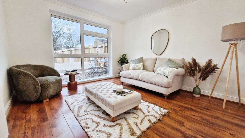 Property photo 3 of 20 8Faca6E8-20241216_143152