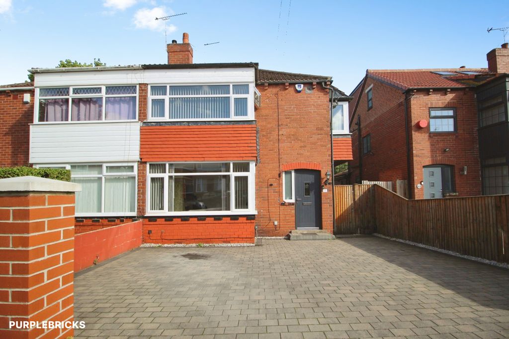 Property photo 1 of 26