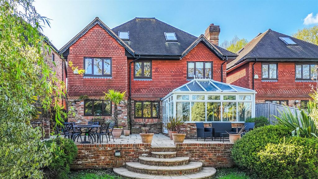 Additional image 24 of 5 bed detached house for saleThorntree Close, Heathfield TN21
