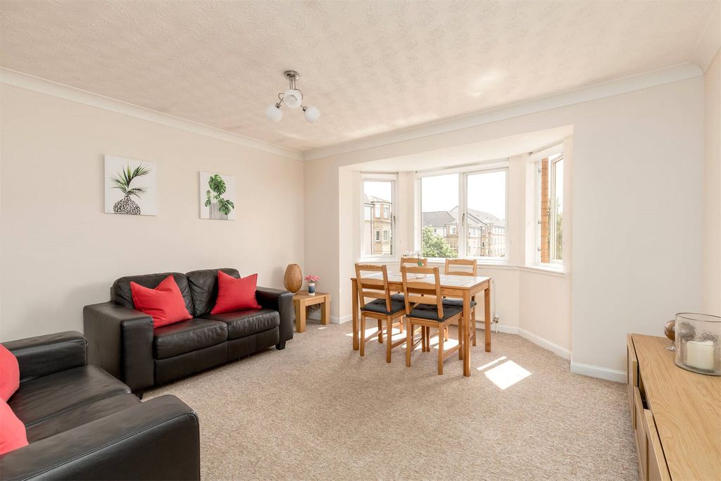 Property photo 2 of 16 Picture No. 04