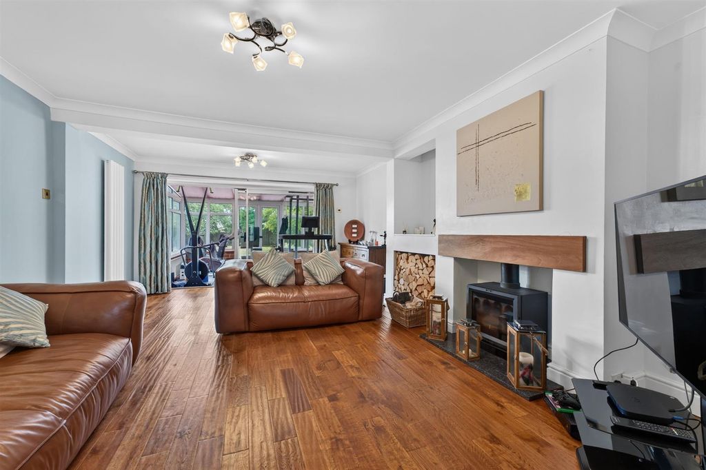 Property photo 2 of 27 192Bedfordroadweb_20.Jpg