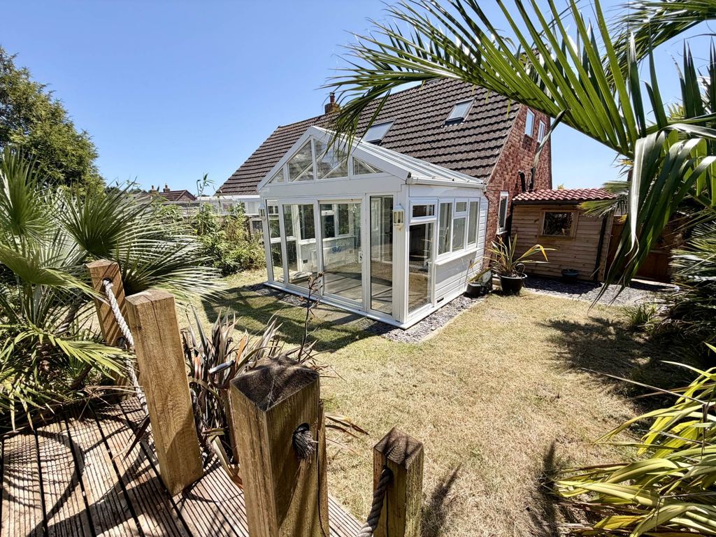 Property photo 3 of 16