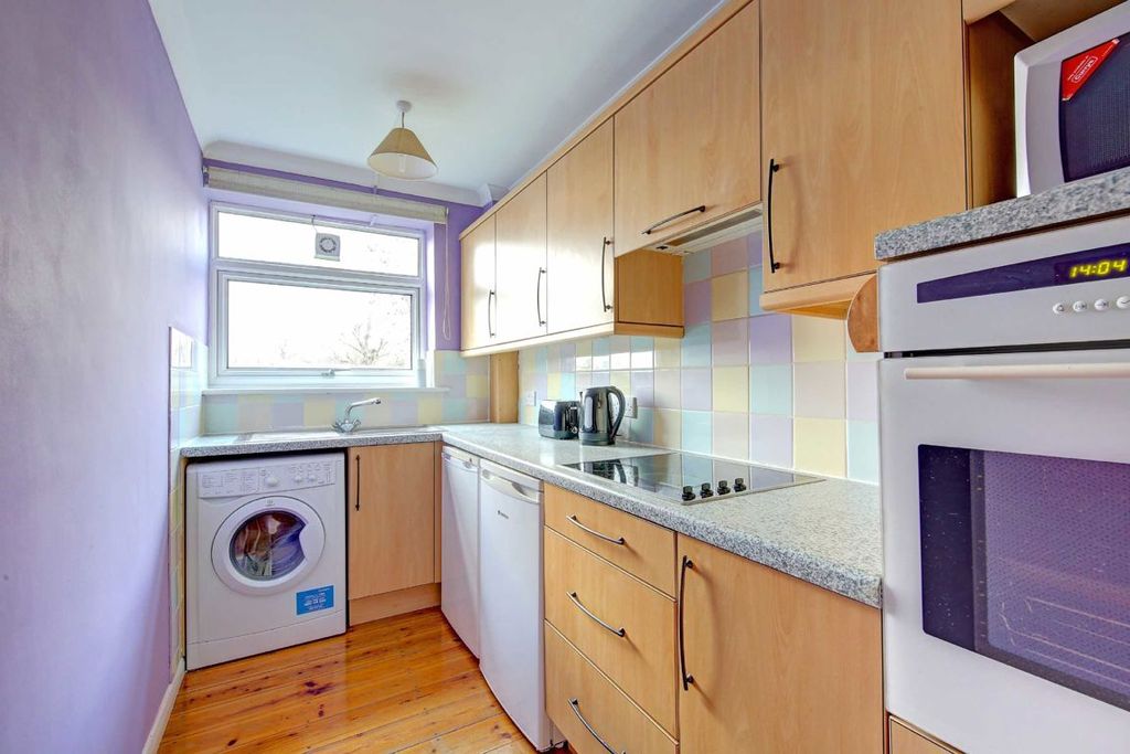Property photo 3 of 3