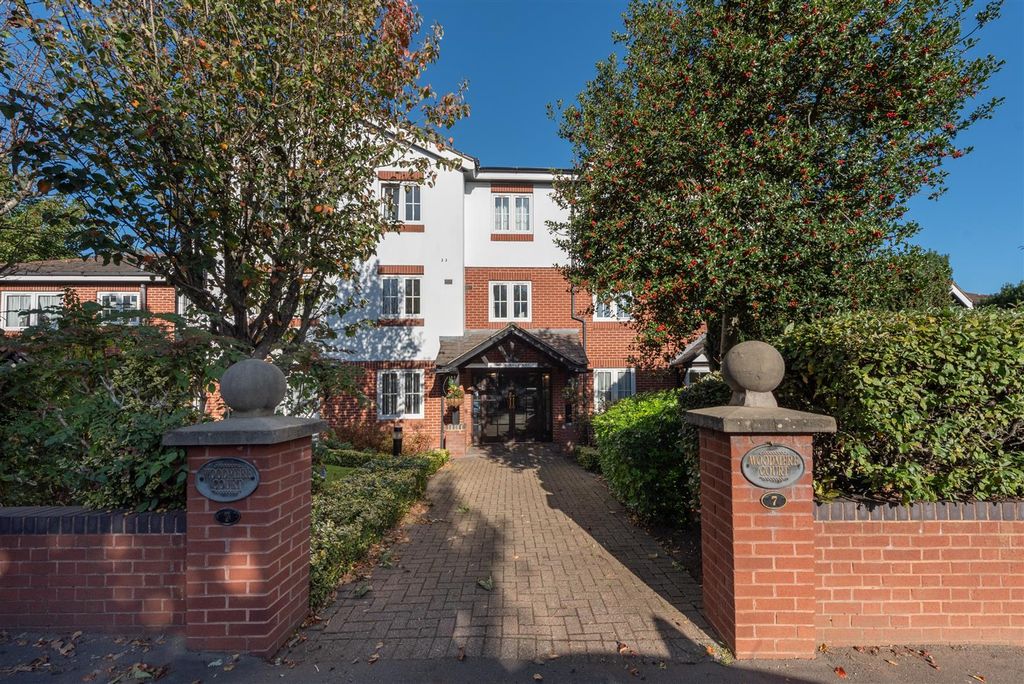 Property photo 1 of 11 Woodmere 2.Jpg