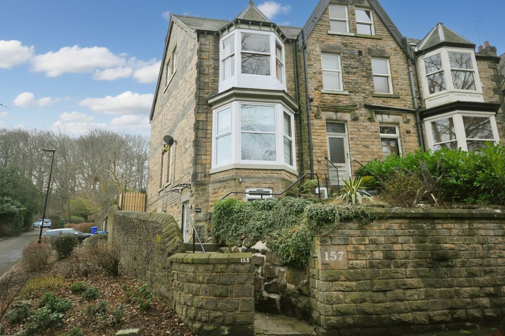 Property photo 1 of 5 155A Rustlings Road