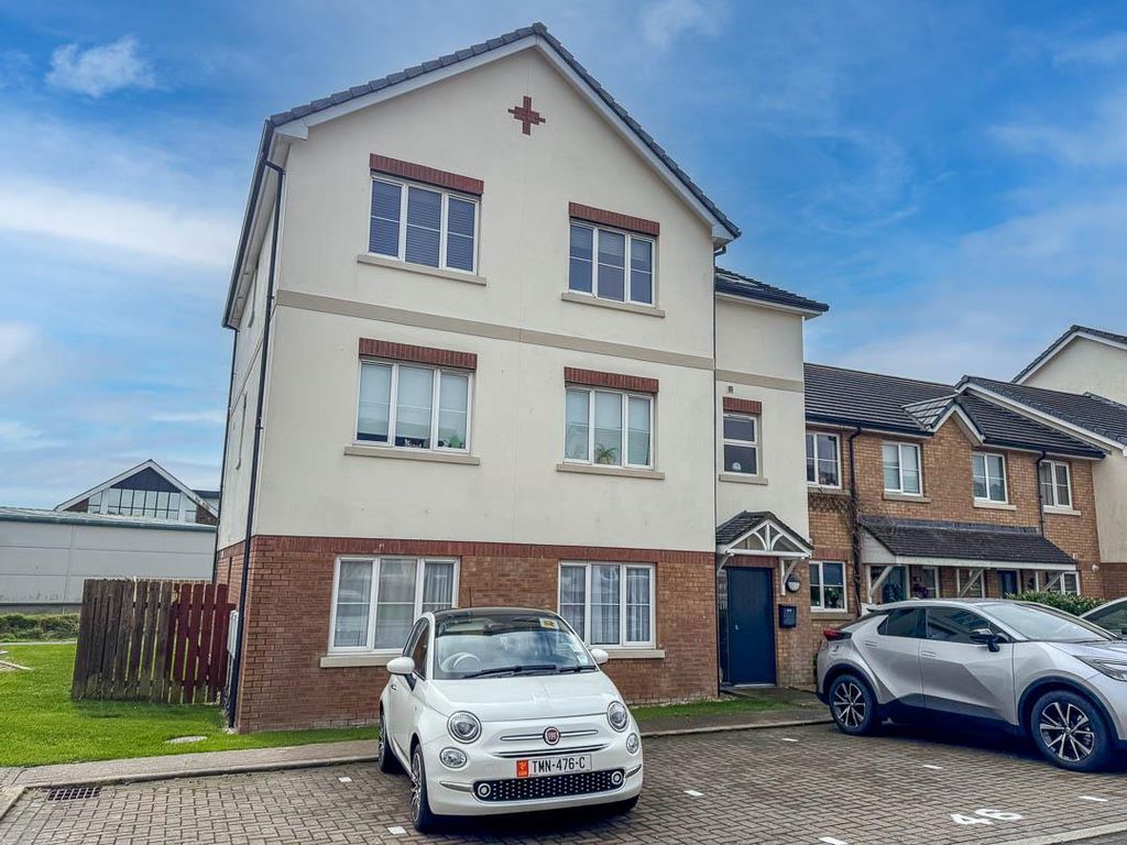 Property photo 1 of 11 44 Ballacottier Meadow, Douglas (2).Jpg