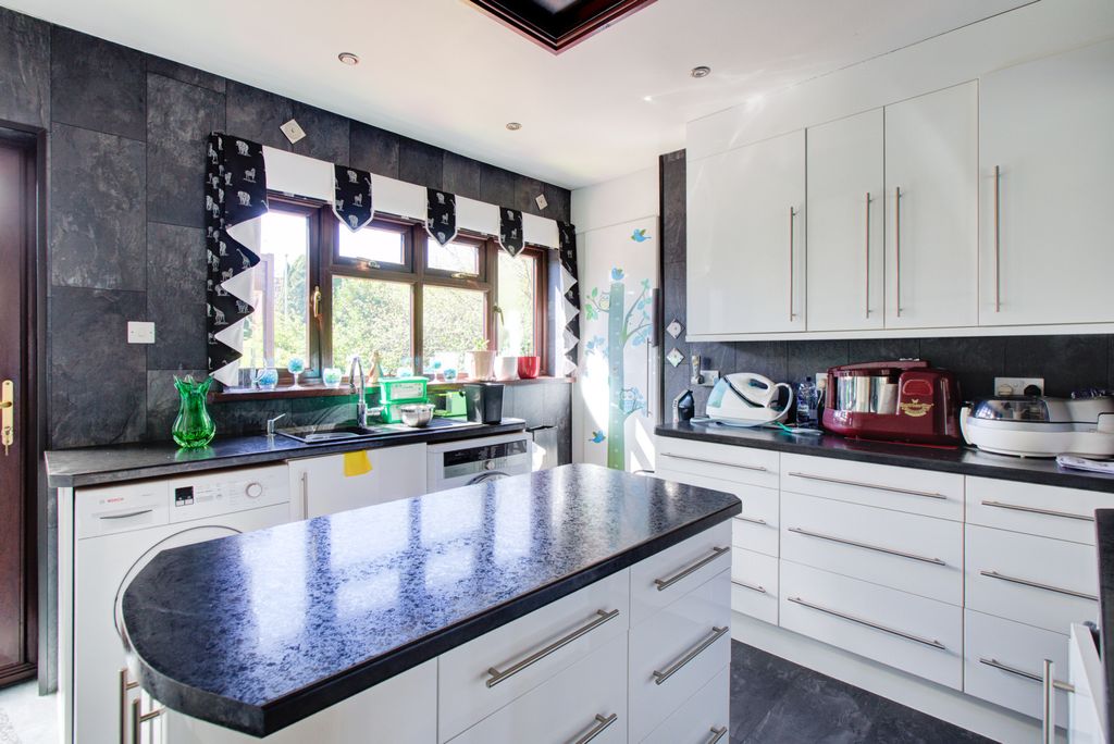 Additional image 14 of 5 bed detached house for saleFulwood, Preston PR2
