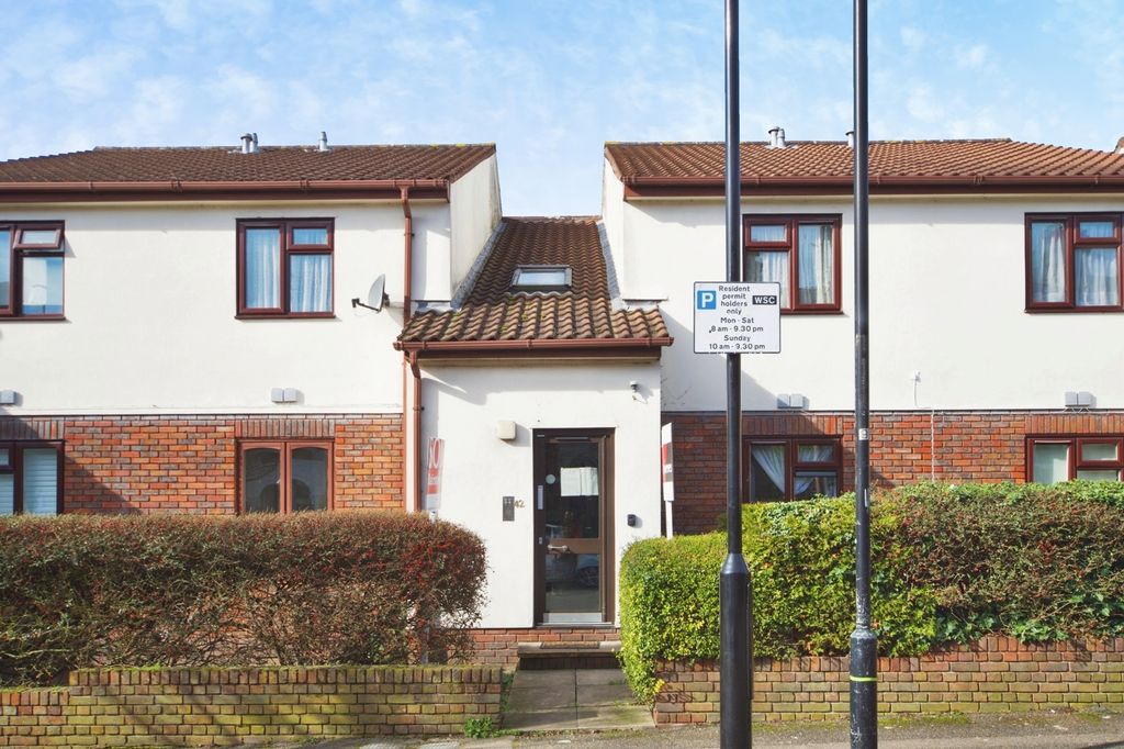 Property photo 1 of 5 Pbox-Img.Jpg