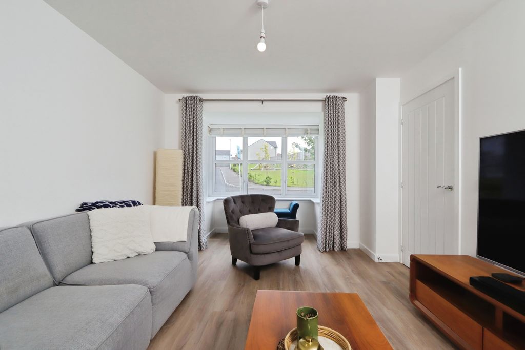 Additional image 6 of 4 bed detached house for saleArisaig Grove, Hamilton ML3