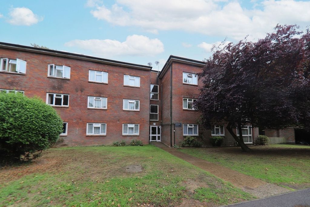 Property photo 1 of 10 Ext 3 (E)