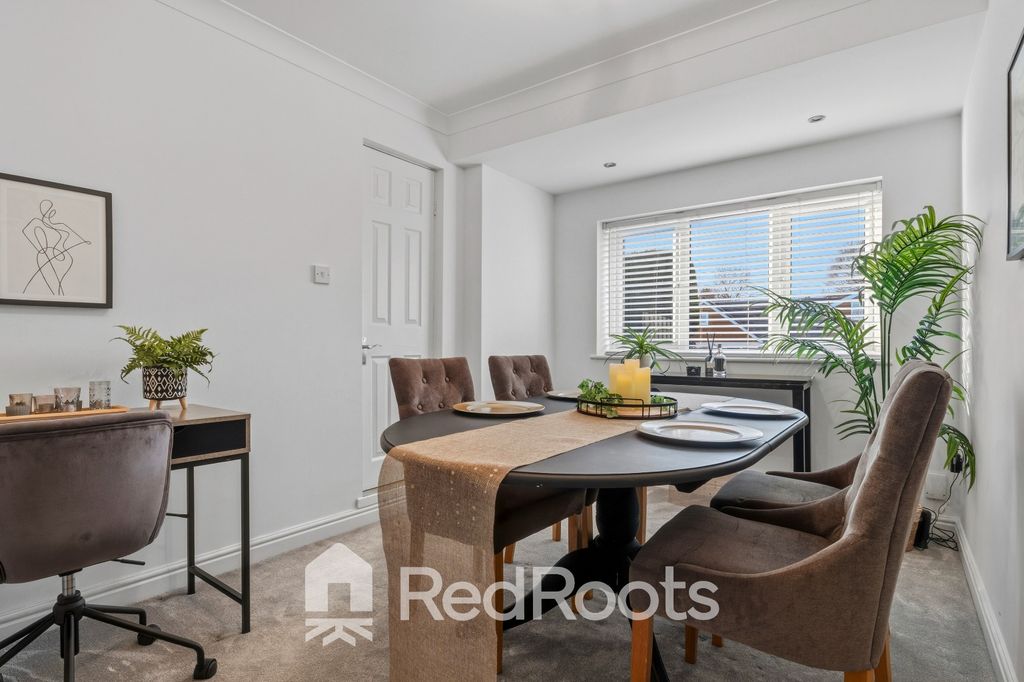 Property photo 2 of 20 4772863