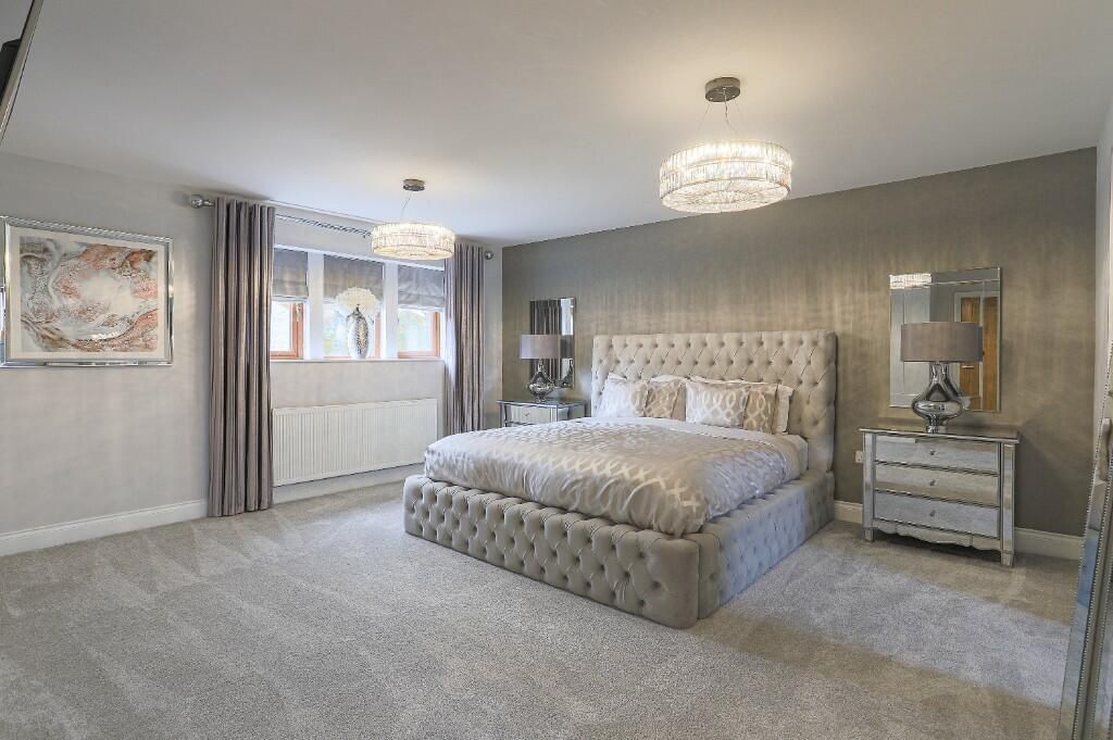 Property photo 2 of 31 Bedroom One