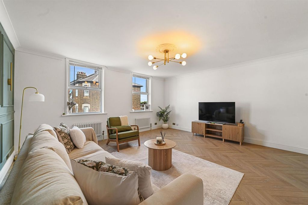 Property photo 3 of 15 4.Jpg