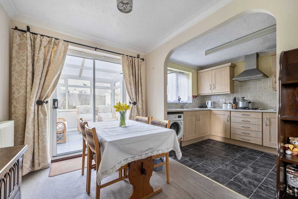 Property photo 3 of 8 Picture No. 05