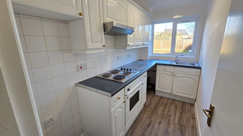 Property photo 3 of 10 Photo 2