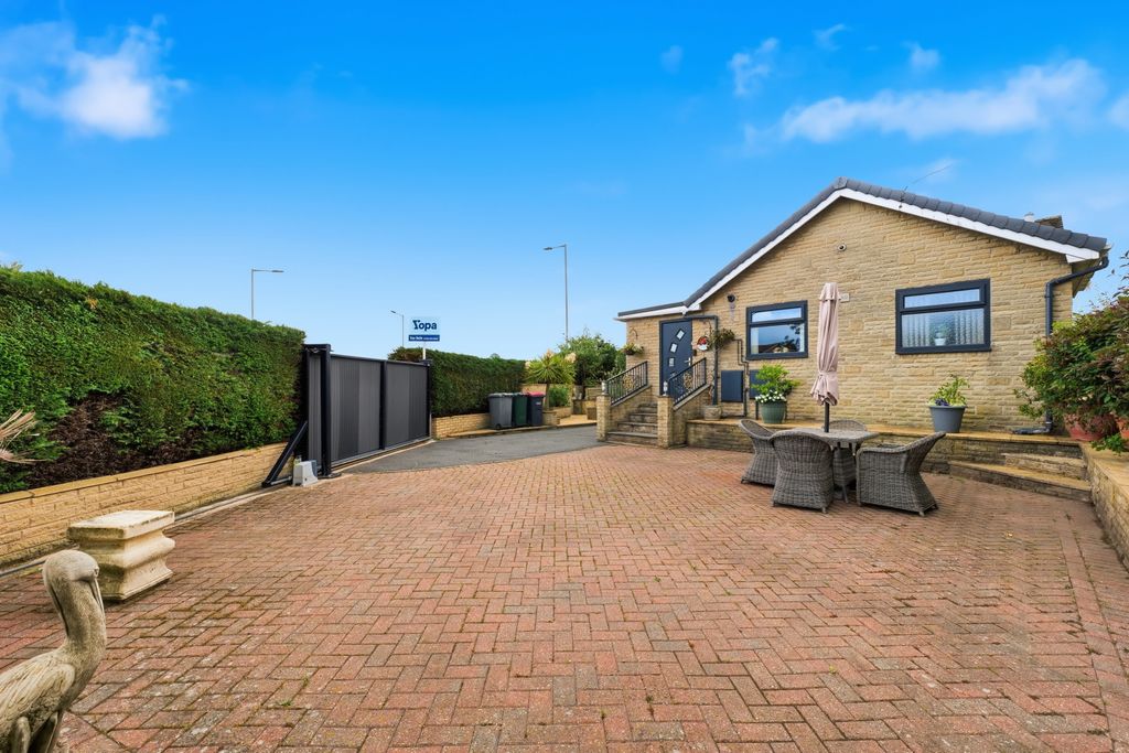 Property photo 1 of 35 P1257607