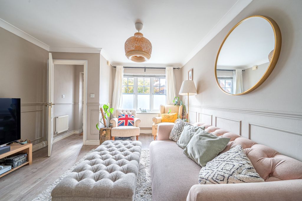 Property photo 3 of 14 152665212