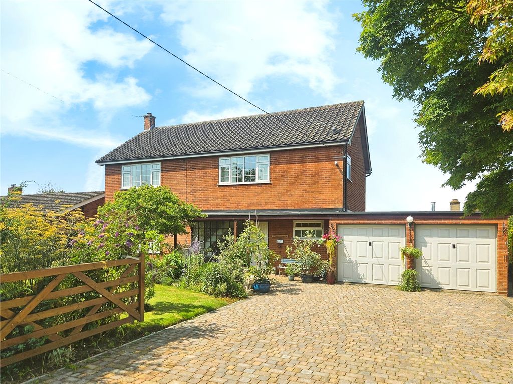 Property photo 1 of 33 Picture No. 44