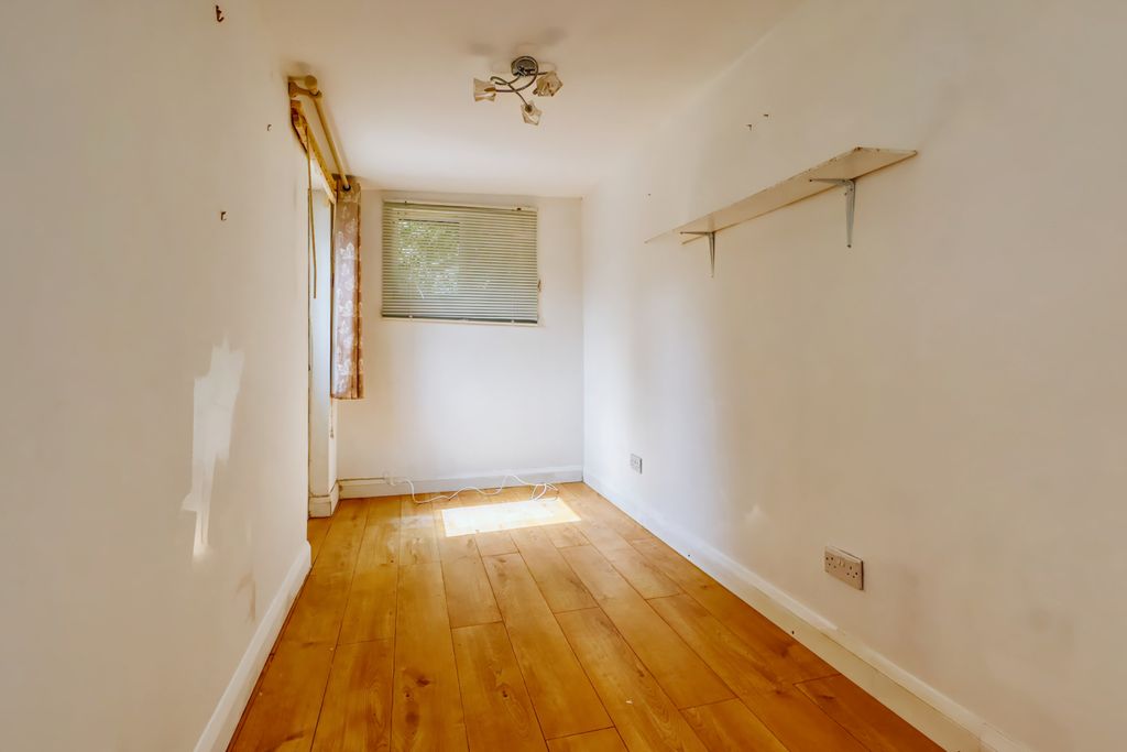 Property photo 3 of 11 Picture No. 04