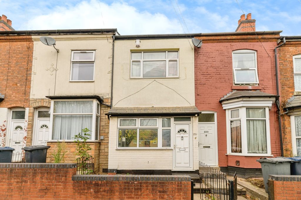 Property photo 2 of 31 02