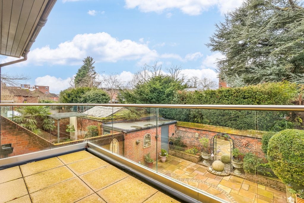 Property photo 3 of 29 4884826