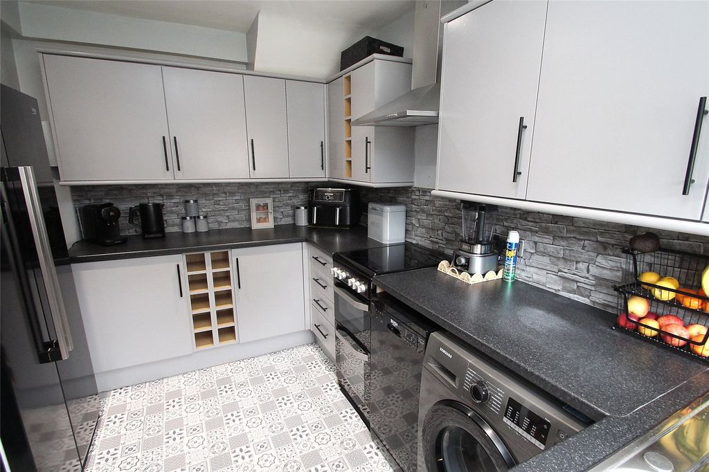 Property photo 3 of 12 Picture No. 07