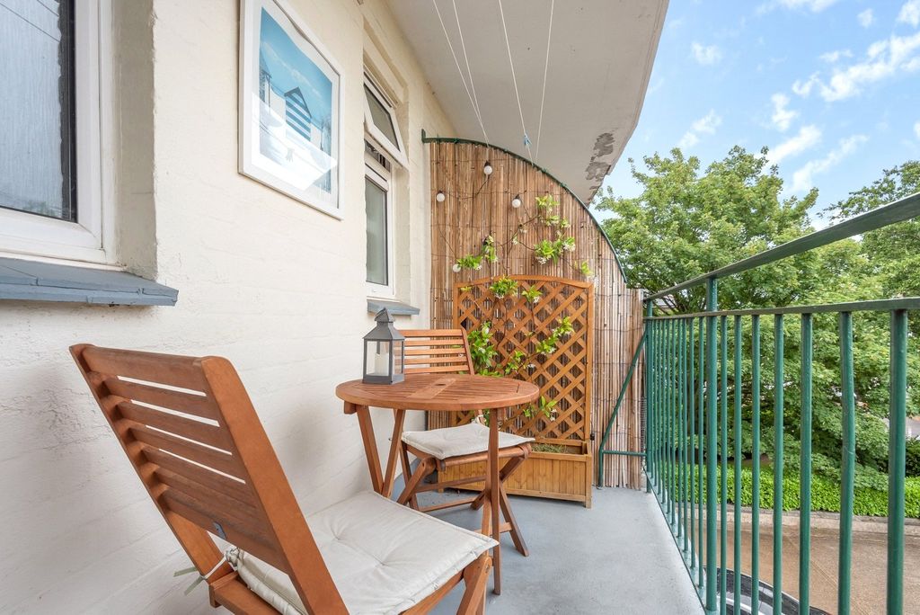 Property photo 2 of 10 Picture No. 03