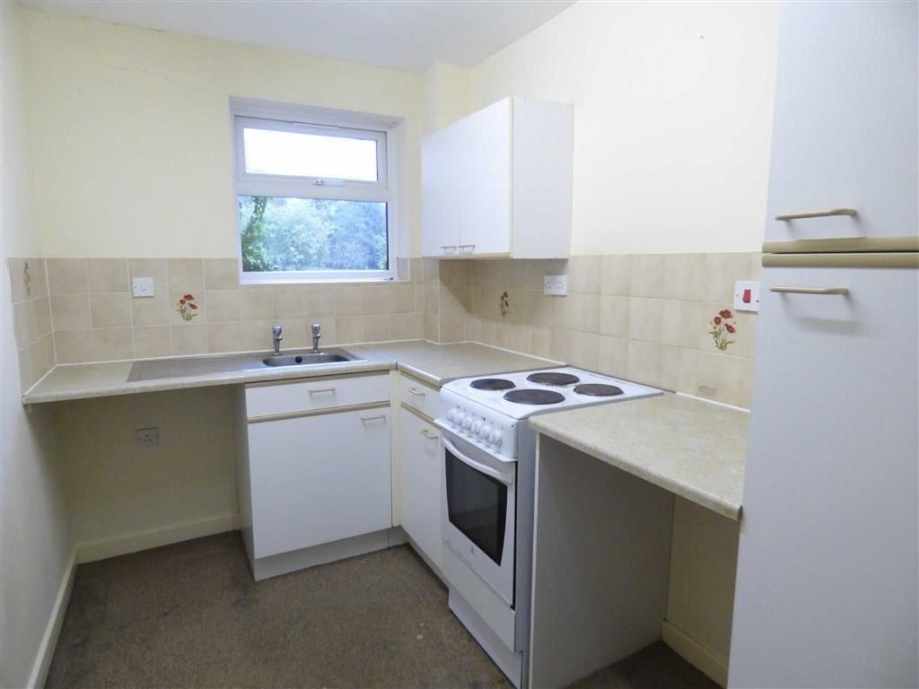 Property photo 2 of 6