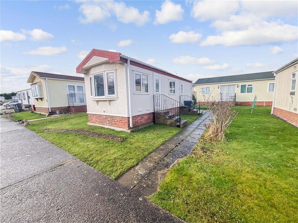 Property photo 1 of 5 Front Elevation