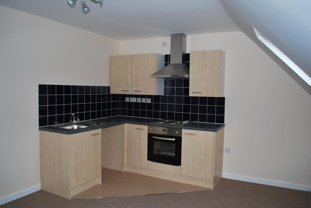 Property photo 2 of 8 Photo 1