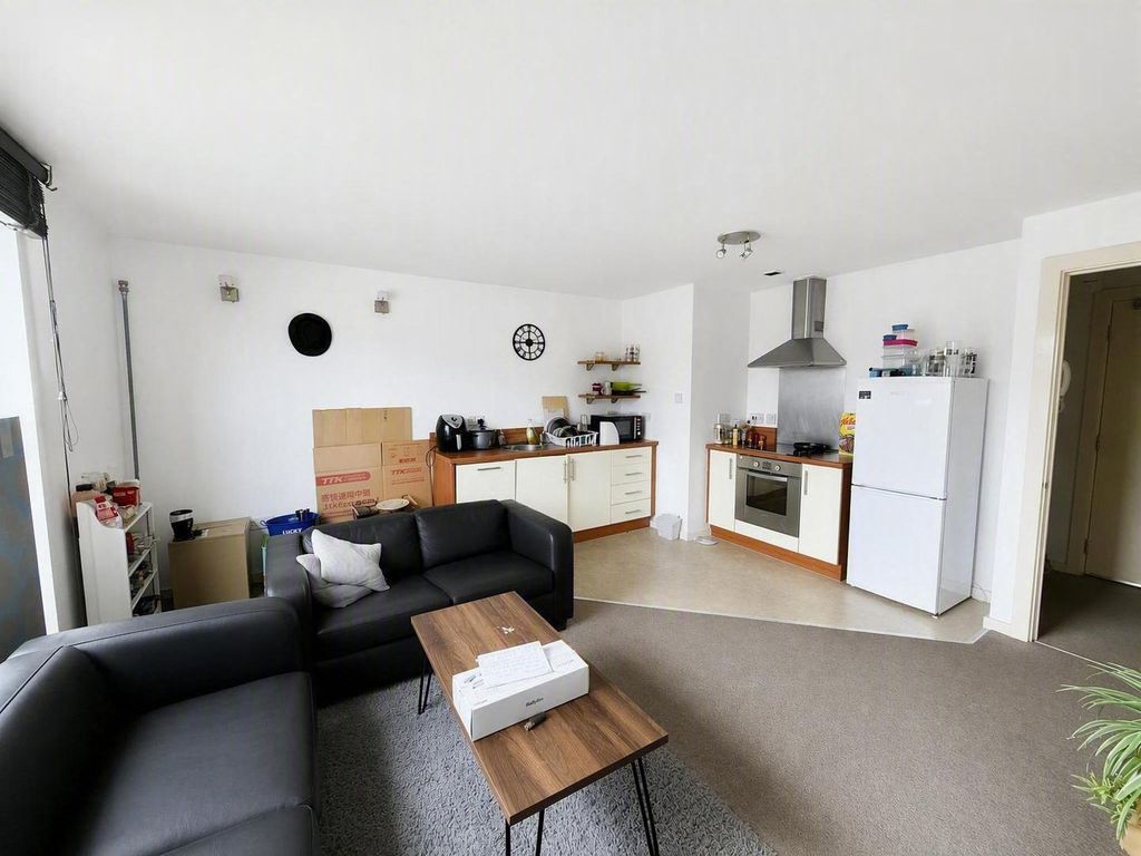 Property photo 3 of 9
