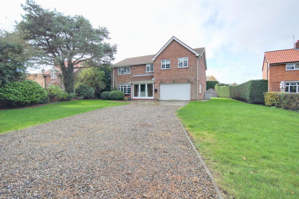 Property photo 1 of 16 Img_9770-Img_9772_Lzn.Jpg