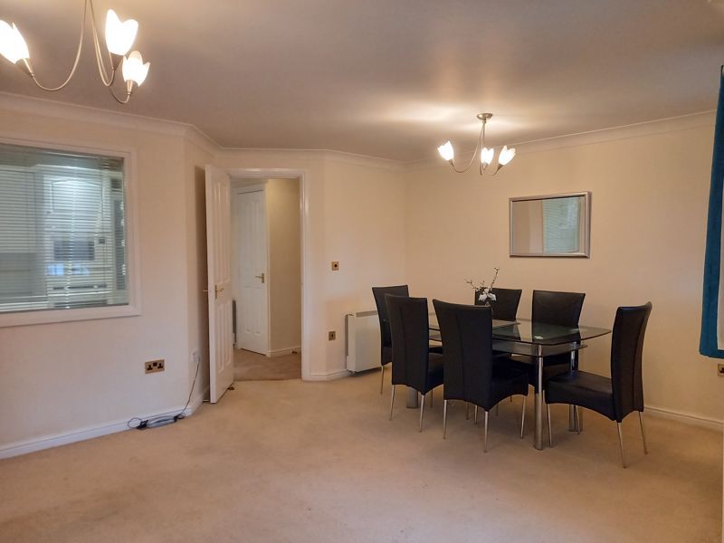 Property photo 3 of 7 Photo 10