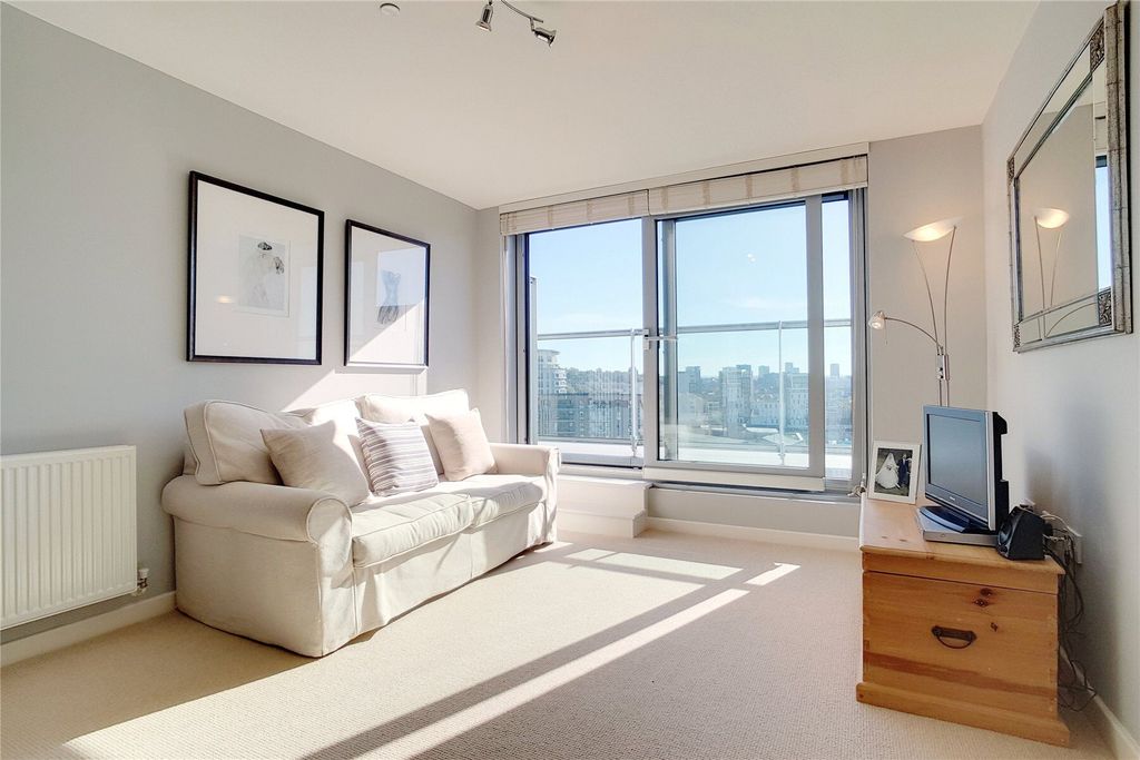 Property photo 1 of 11 Picture No. 04