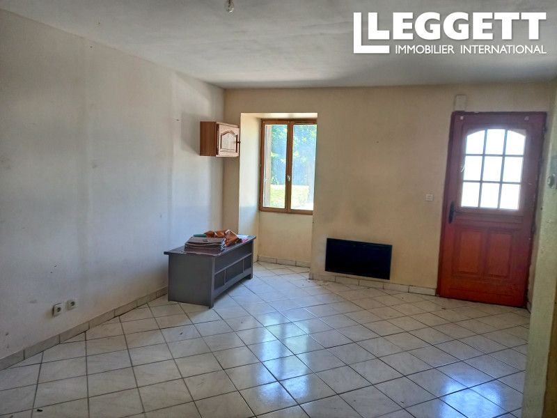 Property photo 3 of 10