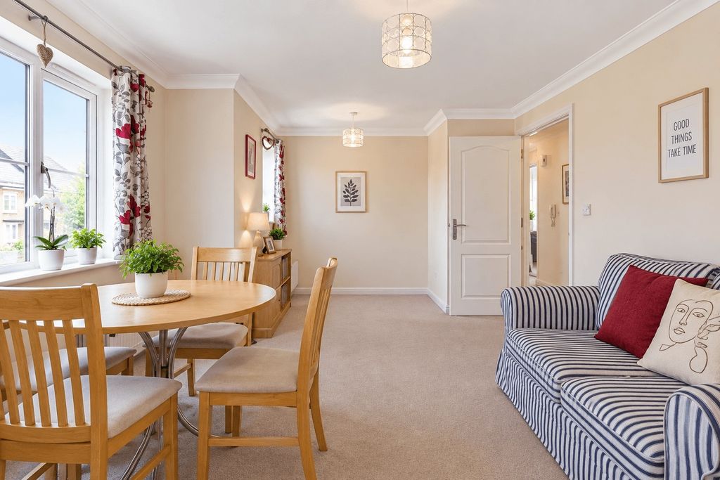 Property photo 3 of 10 3A5793Aa36De320Bdab8Bd9733F88687