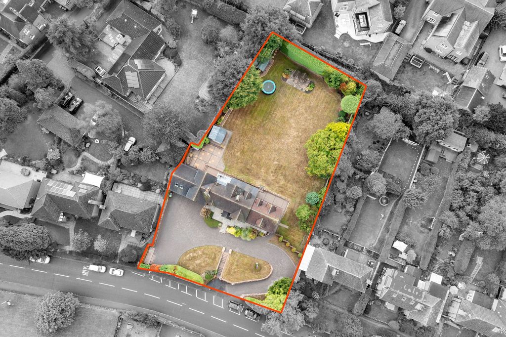 Property photo 2 of 24