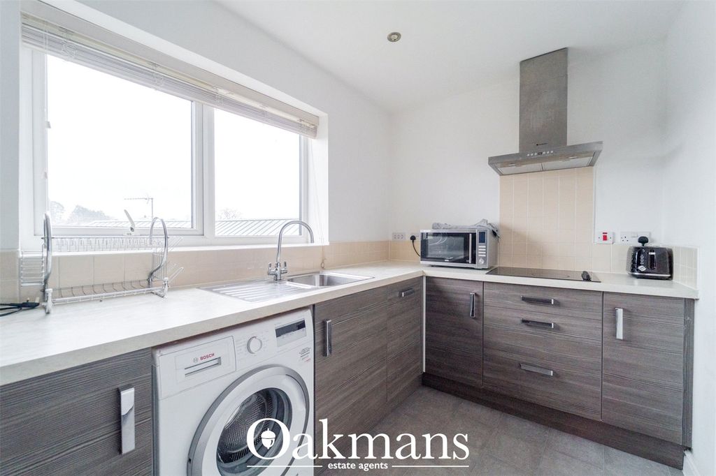 Property photo 3 of 16 Picture No. 10