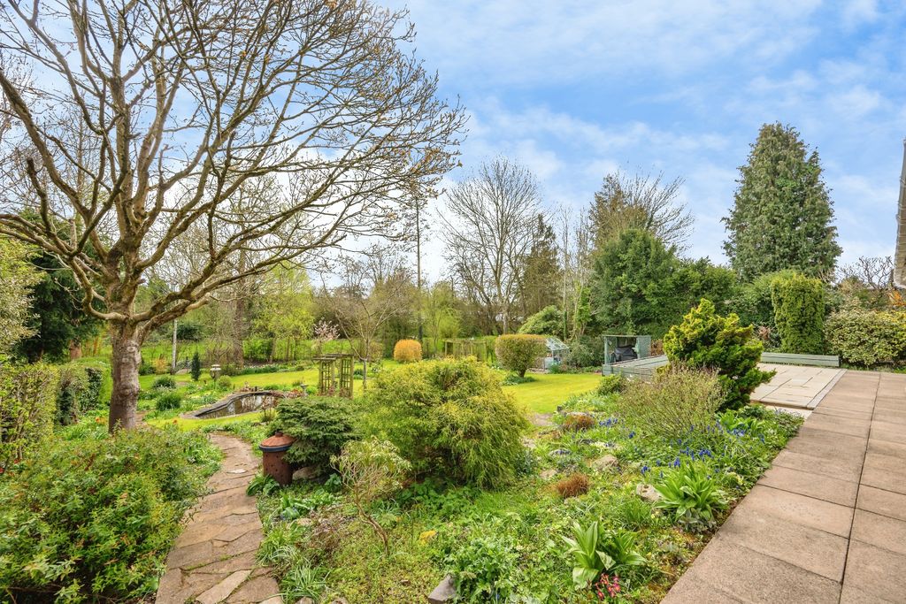 Property photo 3 of 18