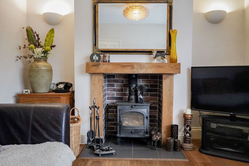 Property photo 3 of 31 Dsc00308