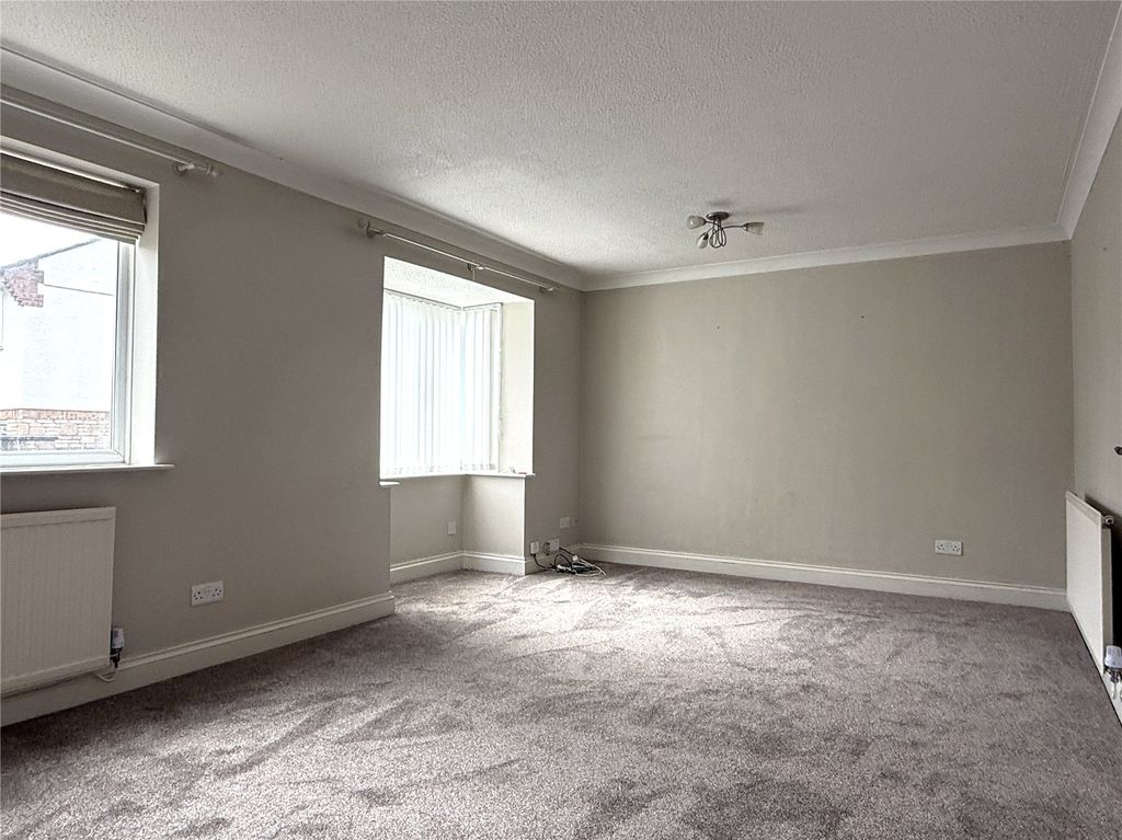 Property photo 2 of 20 Picture No. 04